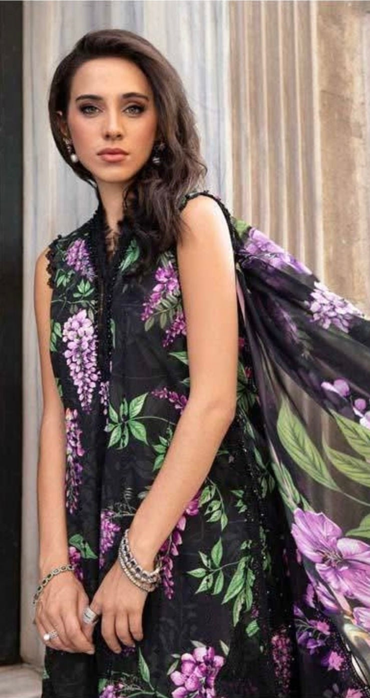 lawn prinded suit